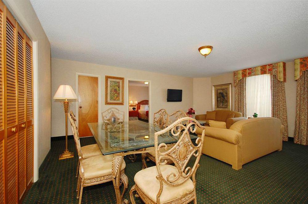 Western Seaside Hotel